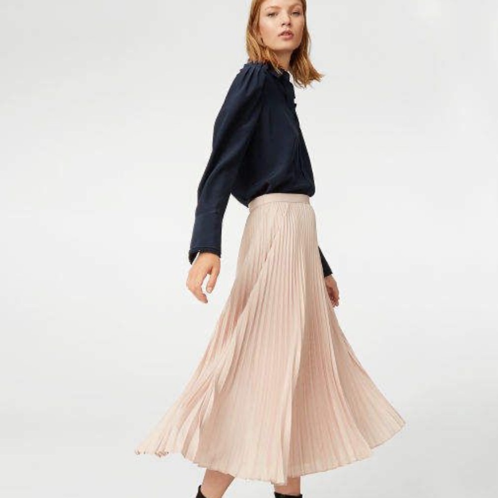 Club Monaco Cream Pleated Midi Skirt